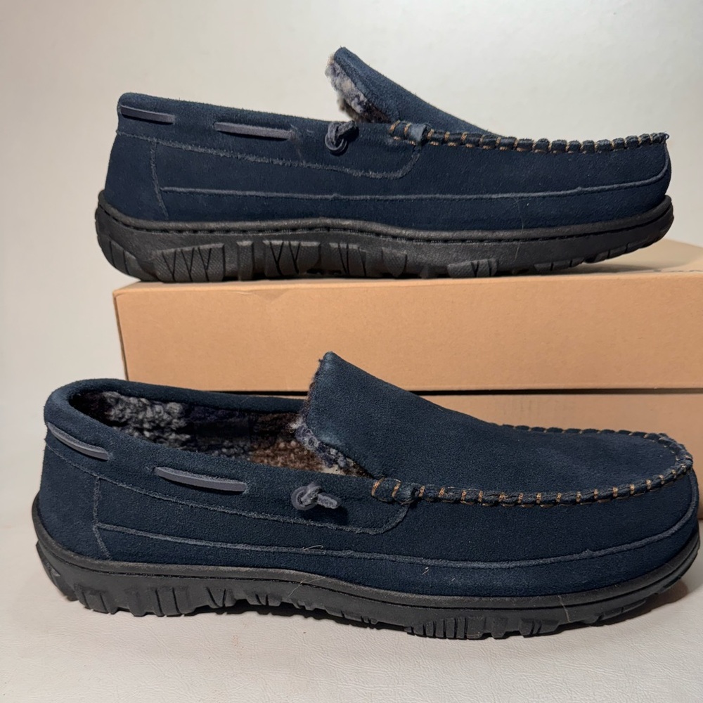 Clarks Men's Suede Plaid Berber Lined Moccasin Slippers casual vacation summer